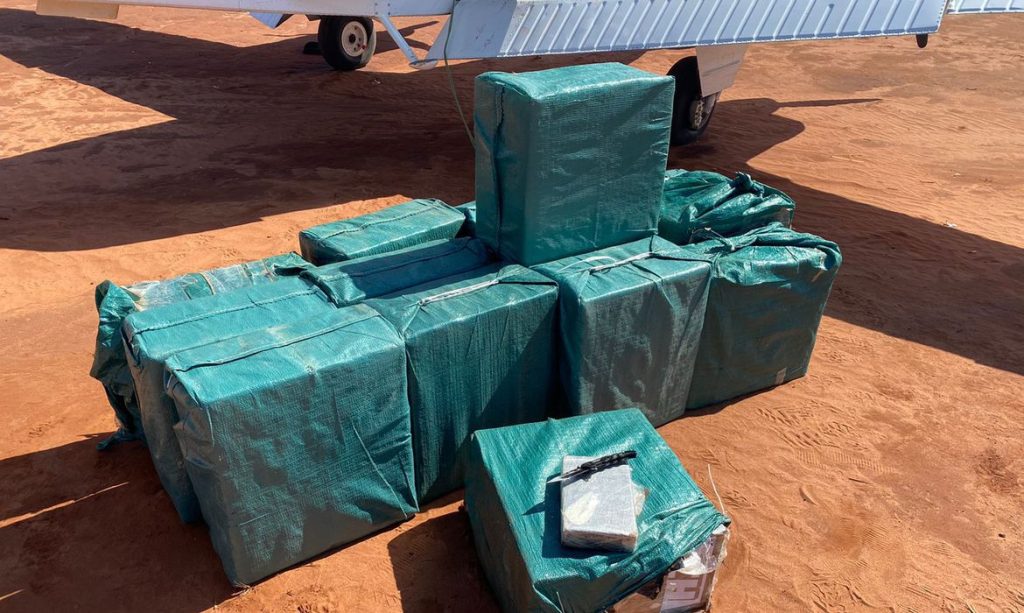 cocaína x avião interceptado pela Força Aérea Brasileira