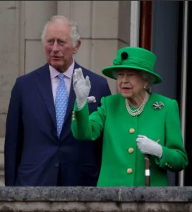 Rainha do Reino Unido, Elizabeth II