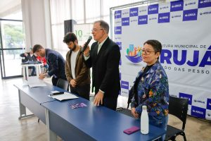 Camargo em reunião do Condemat