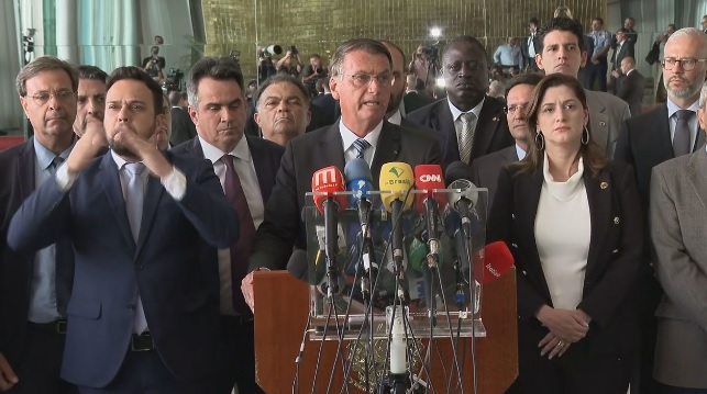 Bolsonaro faz pronunciamento após derrota nas eleições