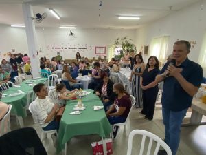 Almoço de Natal no Centro de Convivência do Idoso