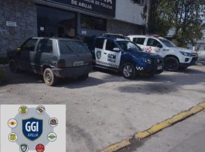 Carro furtado na Delegacia de Arujá