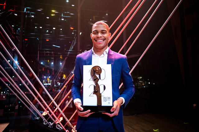 saxofonista Samuel Alves, vencedor do Prelúdio