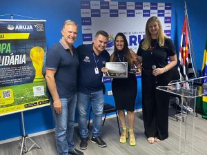Camargo em premiação de servidores