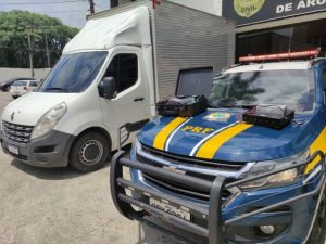 caminhão roubado com placa clonada
