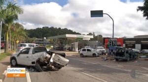 Batida após perseguição na avenida Renova dos Santos