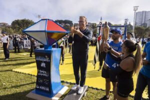 Luis Camargo na abertura da Olimpíada Estudantil