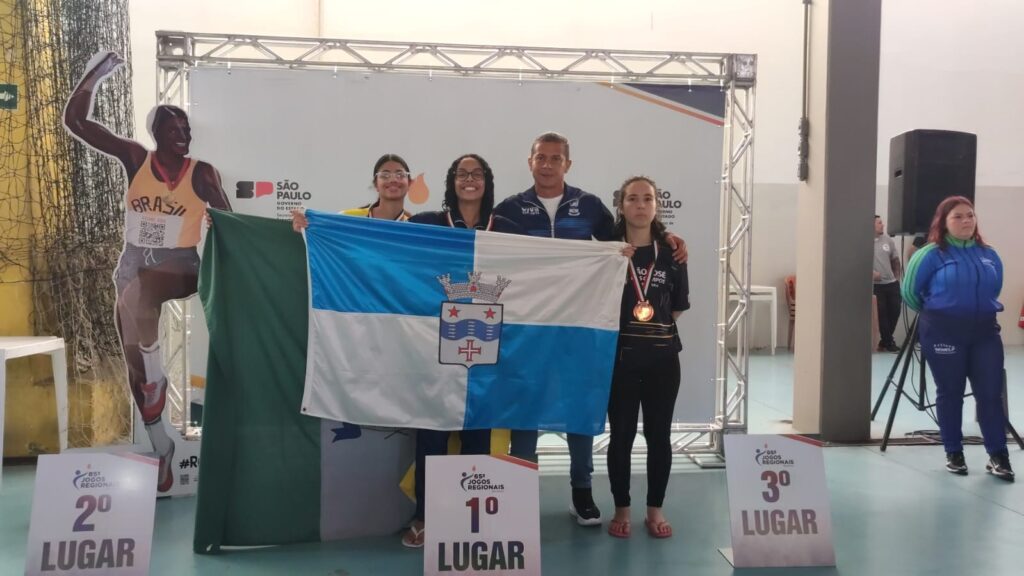 Cíntia Prado, ouro no taekwondo nos Jogos Regionais