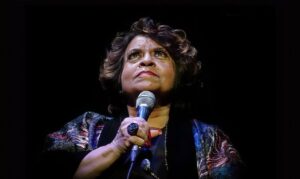 Lenny Andrade, cantora