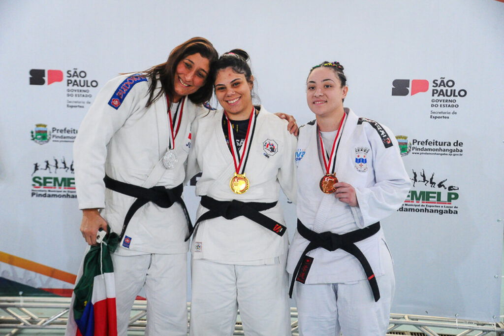 Tamilys Kauani Pereira Gonçalves é bronze no judô nos Jogos Regionais