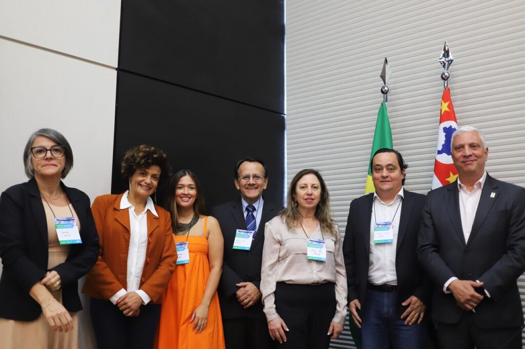 Direção da Escola do Legislativo de Arujá