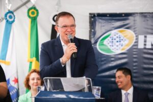 Luis Camargo, prefeito de Arujá