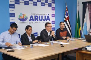 Caio, José Carlos, Luis Camargo e Rogério da Padaria no lançamento do Desenvolve Arujá