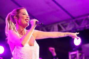 Luiza Possi no Natal Encantado de Arujá
