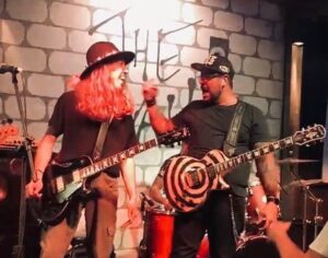 músico Enzo Yoscimoto de Andrade, conhecido como Pumpkinhead