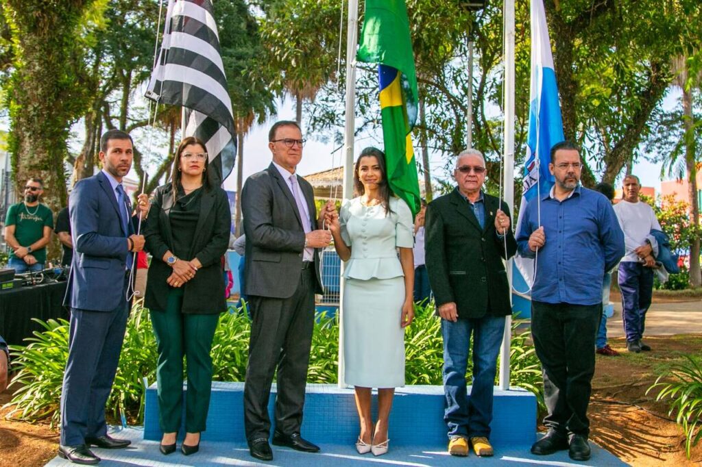 Ato Cívico aniversário de 172 anos de Arujá