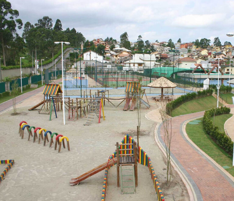 Condomínio Arujá 5