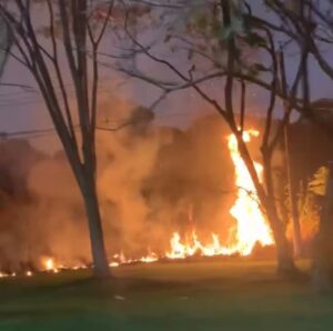 incêndio em mata em Arujá