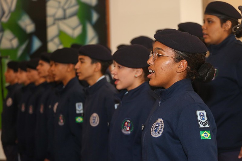 Alunos-de-Escolas-Civico-Militares