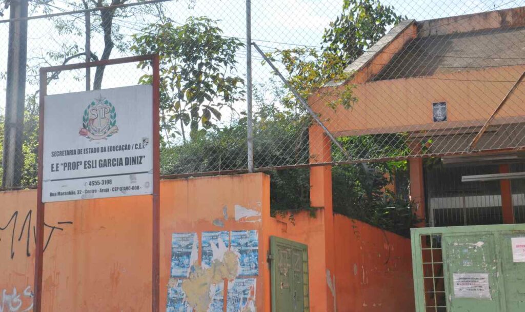Escola Estadual Professora Esli Garcia Diniz