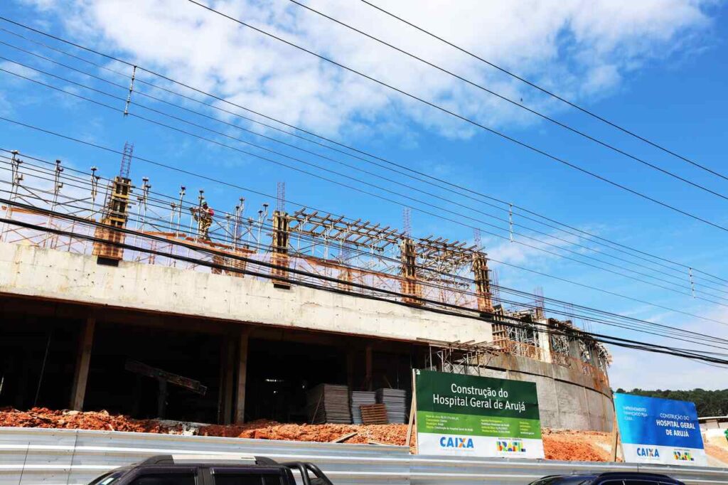 Obra do Hospital Geral de Arujá