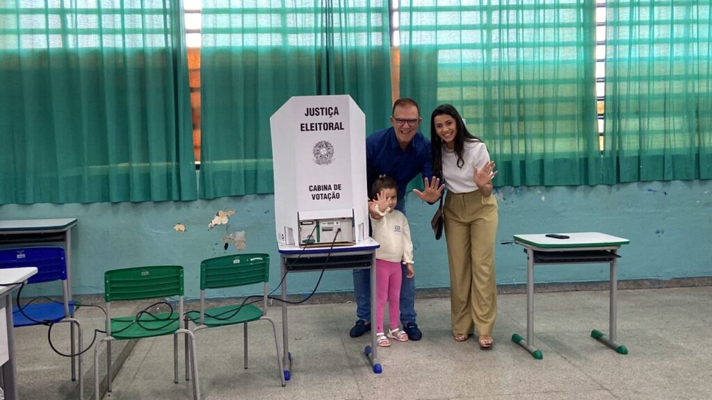 Camargo, Clau e filha