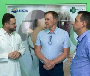 Leonardo Reis e Luis Camargo em vistoria no PAM Barreto