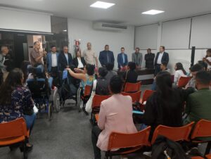 Reunião pais de deficientes com vereadores de Arujá