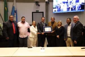 pastor Expedito José dos Santos recebe título de Cidadão Arujaense
