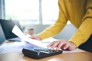 dívidas x economia