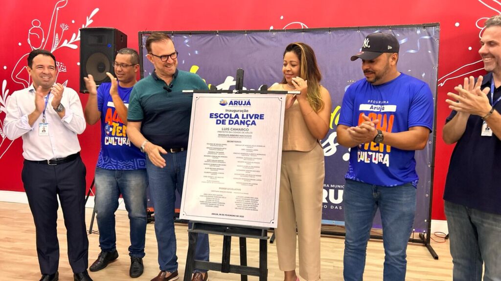 Camargo inaugura Escola Livre de Dança