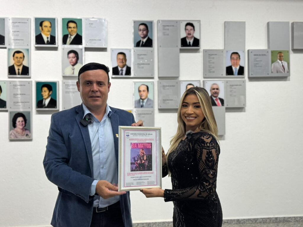 Paulinho Maiolino e Bia Mattos