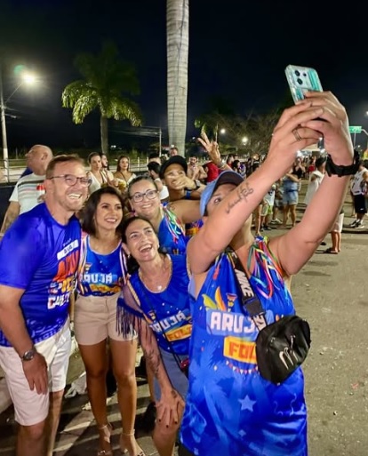 Arujá Folia na avenida Mário Covas