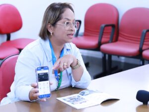 Professora Cris, presidente da Câmara de Arujá