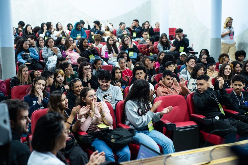 World Creativity Day, no Anfiteatro de Arujá