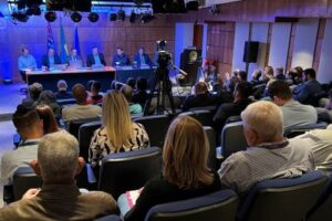 audiência pública debate pedágio free flow na Via Dutraaudiência pública debate pedágio free flow na Via Dutra