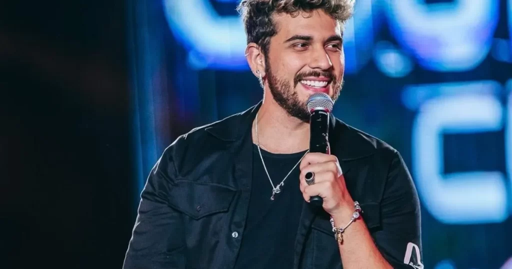 Gustavo Mioto, cantor