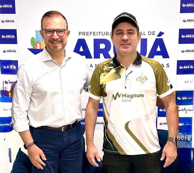 Luis Camargo e Pahe Bleasby, atleta de tiro