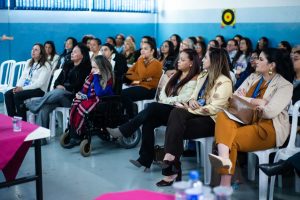 ARUJÁ RETOMA CONFERÊNCIA MUNICIPAL DOS DIREITOS DA MULHER APÓS 10 ANOS