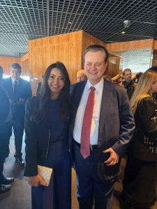 Clau Camargo prestigia homenagem a Gilberto Kassab, eleito Economista Brasileiro do Ano