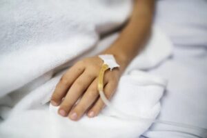 Atendimento a jovens com leucemia mieloide tem alta de 31% no estado de SP