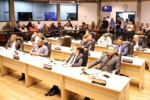 Câmara de Arujá aprova projetos de acessibilidade e valorização profissional