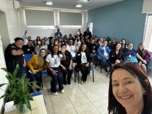 REUNIÃO INTERSETORIAL REFORÇA ATENDIMENTO A CRIANÇAS E ADOLESCENTES EM ARUJÁ