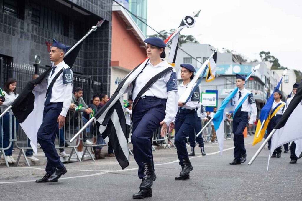 Arujá celebra 203 anos da Independência com desfile ecológico e diversidade cultural