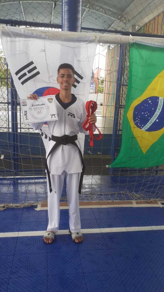 ATLETAS DO PROGRAMA “VIVA ESPORTE” PARTICIPAM DO WORLD TAEKWONDO CHAMPIONSHIPS E DA 17ª COPA AMÉRICA DE TAEKWONDO QUE ACONTECE EM ARUJÁ NOS DIAS 10, 11 E 12 DE OUTUBRO