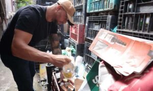 mais de 55 pessoas já foram presas por venda de bebida adulterada