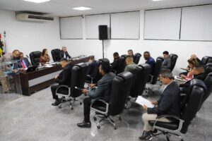 sessão na Câmara de Arujá