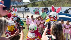 exposição da Páscoa Ecológica na Estação Cidadania