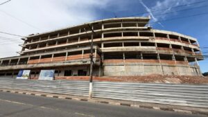 obras no Hospital Geral de Arujá