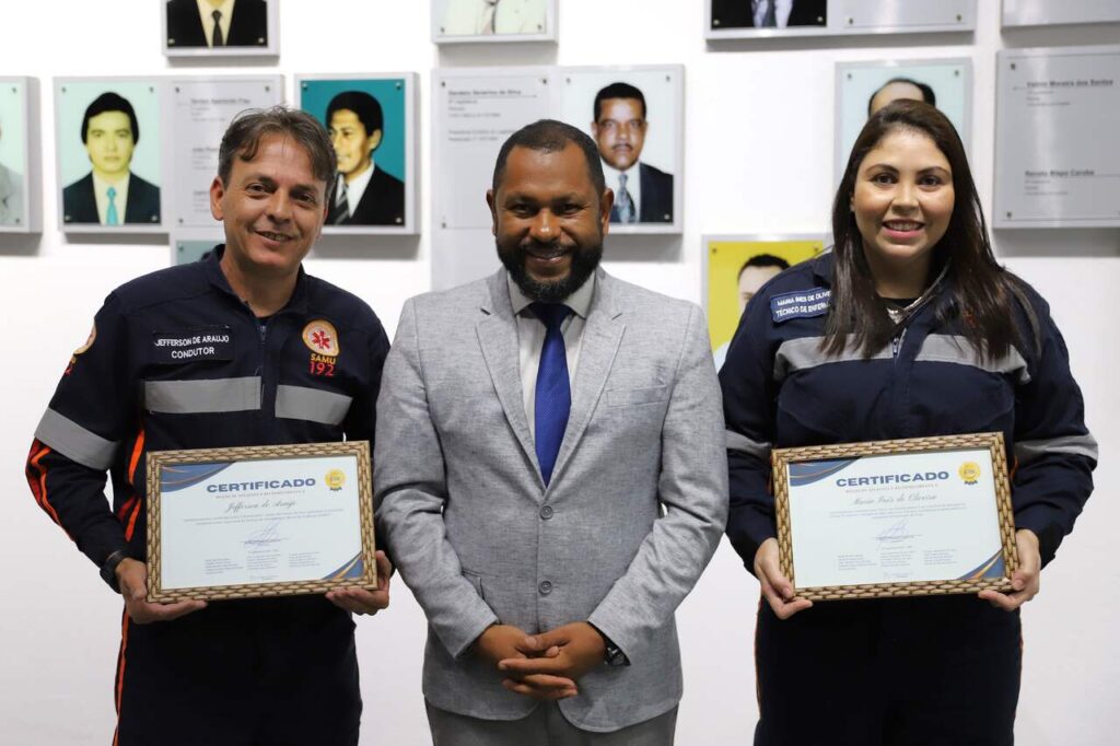 vereador Danilo e servidores do SAMU